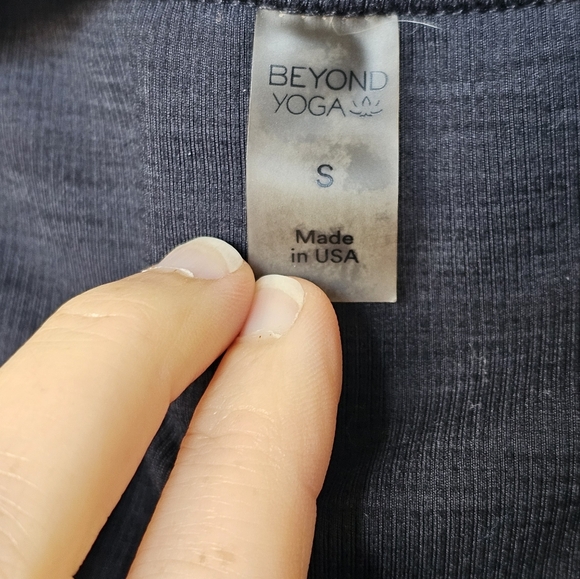 Beyond Yoga Favorite Lounge Cropped‎ Tank - Picture 6 of 8